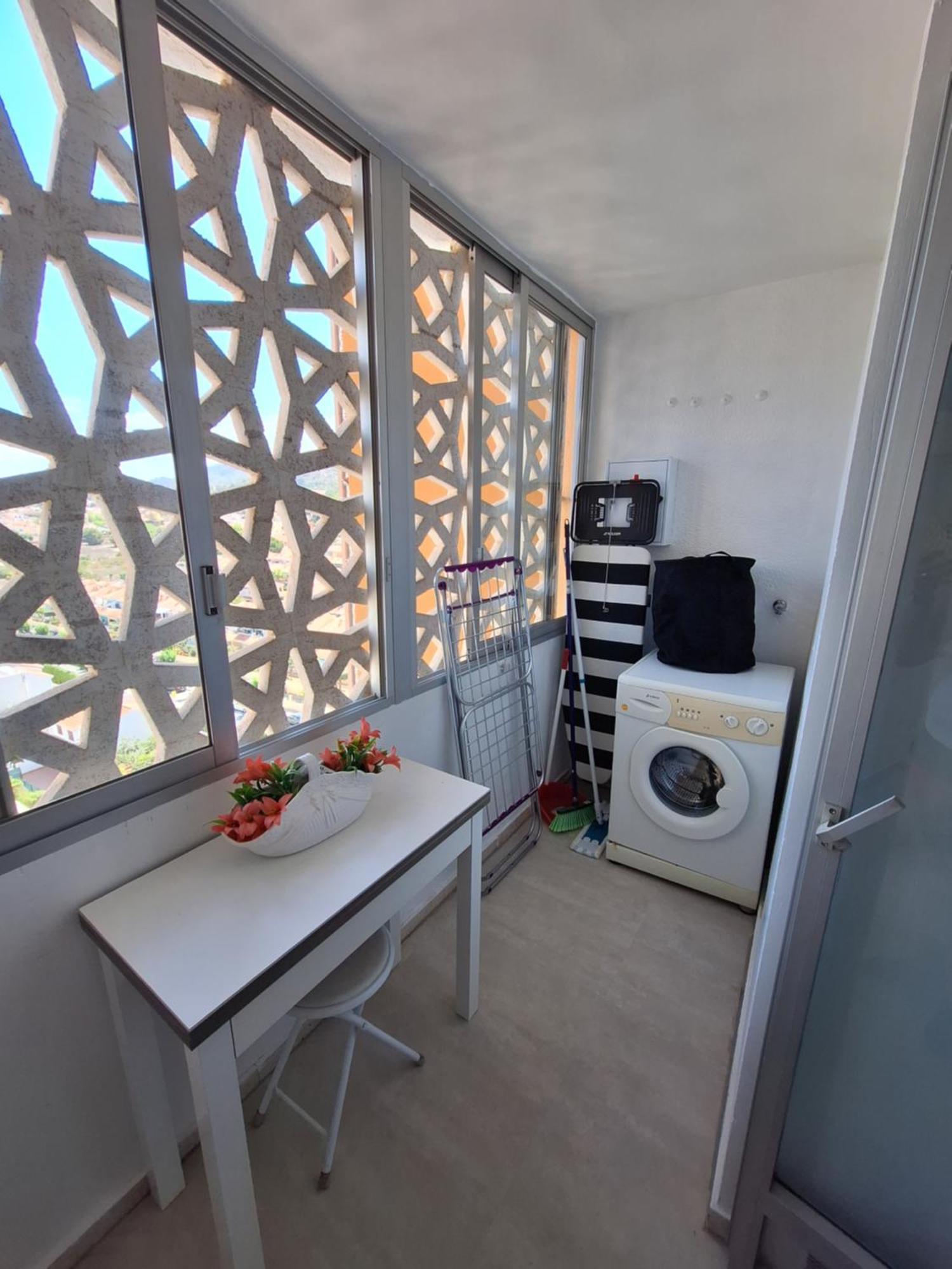 Beautiful 2 Bedrooms Aparatament Benidorm Bagian luar foto