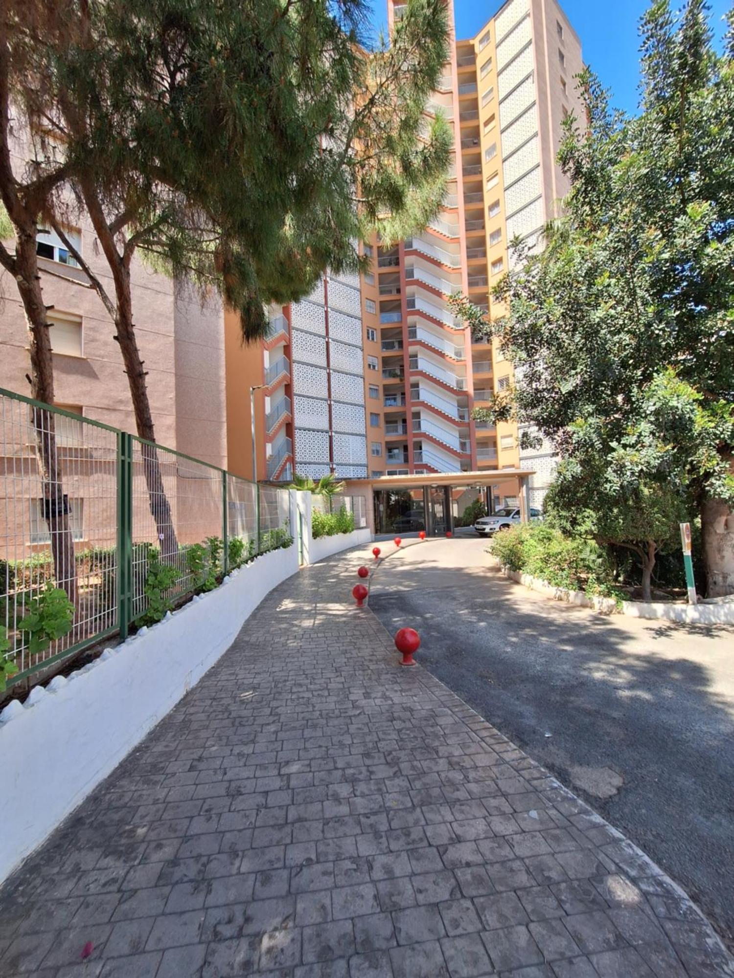 Beautiful 2 Bedrooms Aparatament Benidorm Bagian luar foto